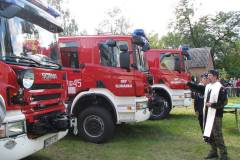 przekazanie-wozow-bojowych-Malcanow-2010-2_1024_x_768